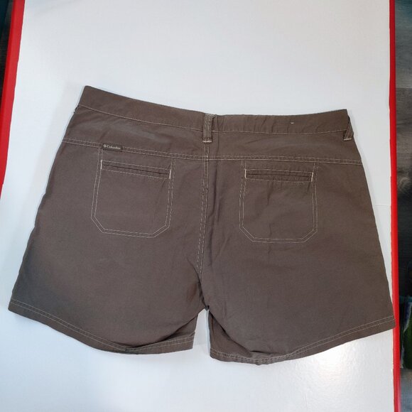 Columbia outdoor / casual short brown women's size L - Picture 3 of 10